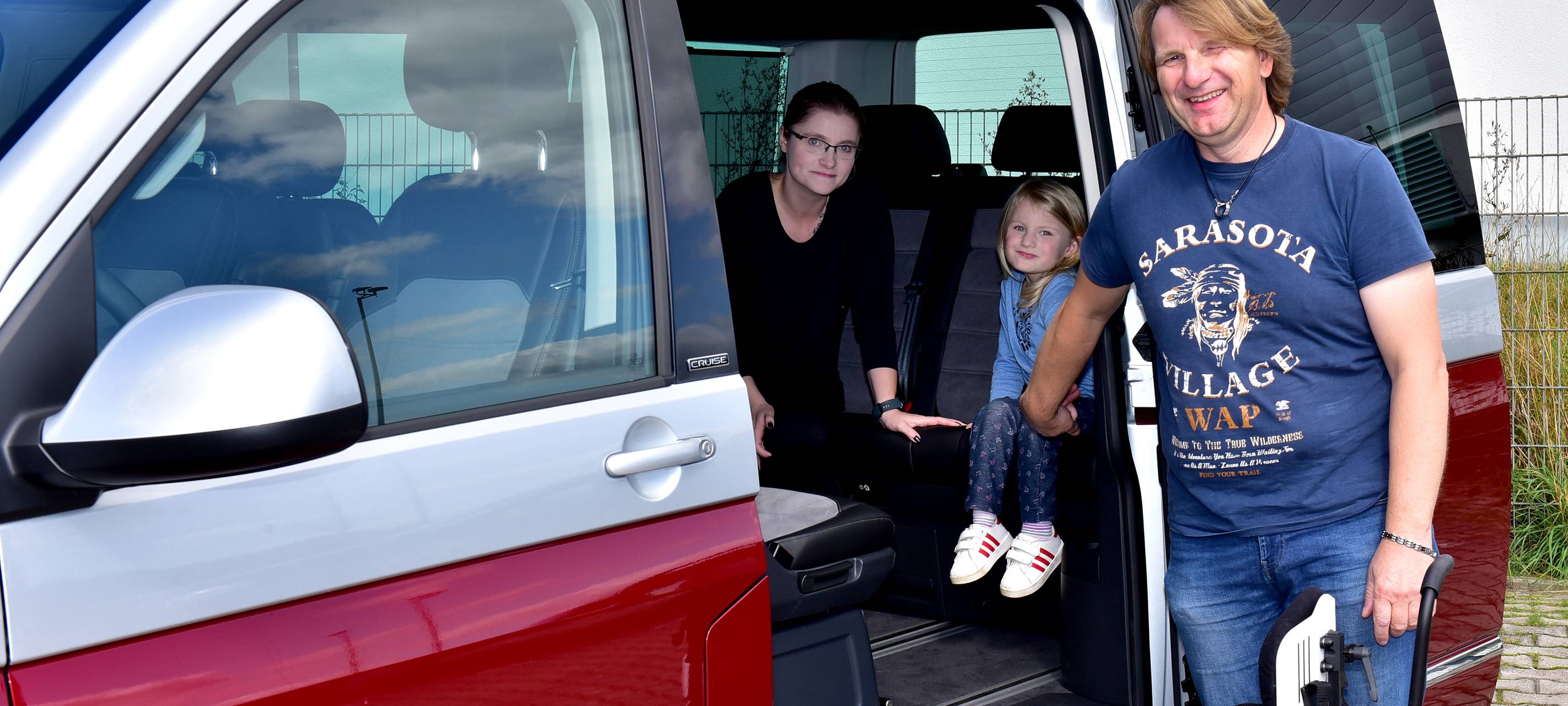 Geschafft! Stella bekommt ein rollstuhlgerechtes Auto!