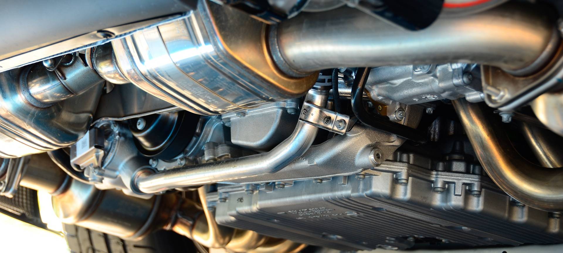 Diebe scheitern an Katalysator eines VW Golf