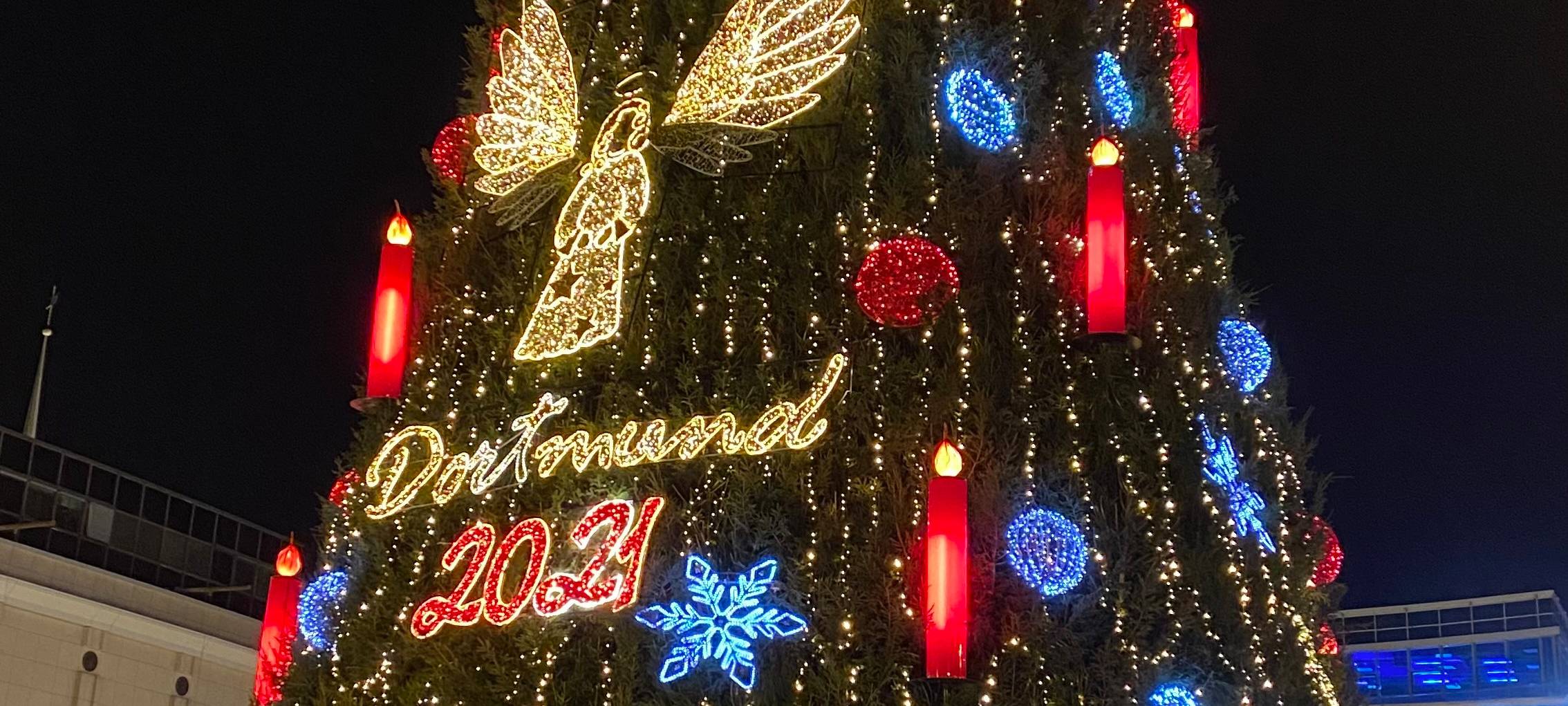 Dortmund startet den Aufbau des Weihnachtsbaums