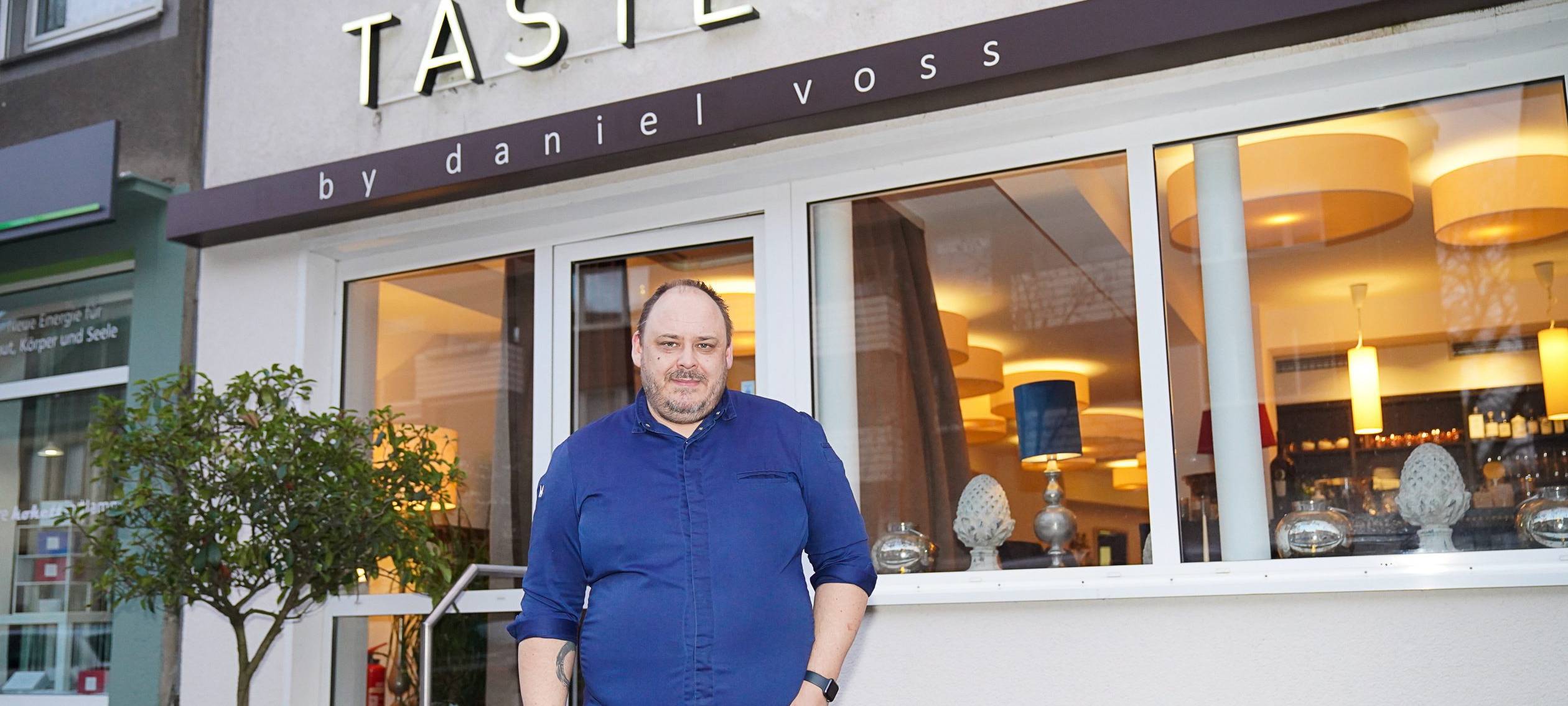 Daniel Voss zieht vom Stunikenhaus an die Werler Straße. Dort hat er sein neues Restaurant eröffnet.