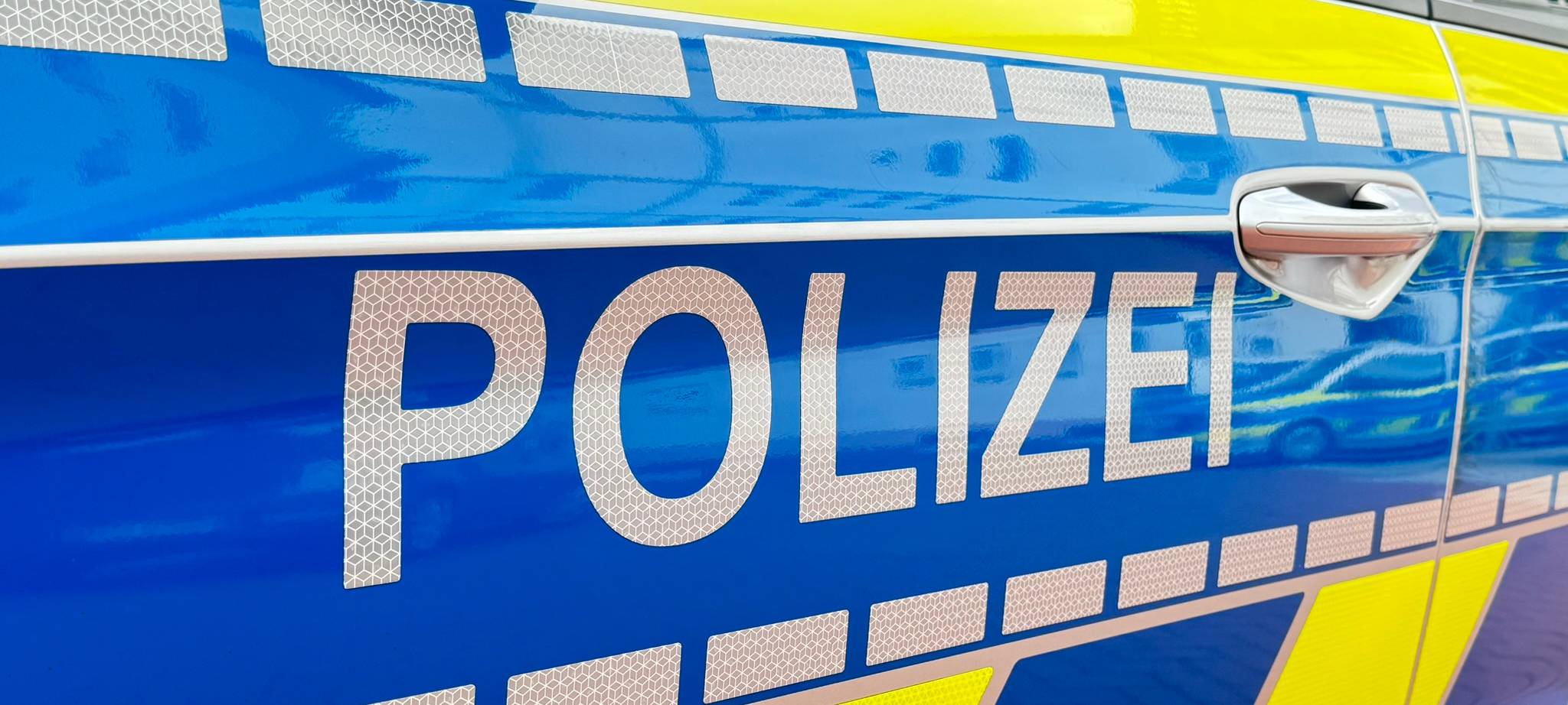 Polizei rettet Hund aus Auto in Hamm